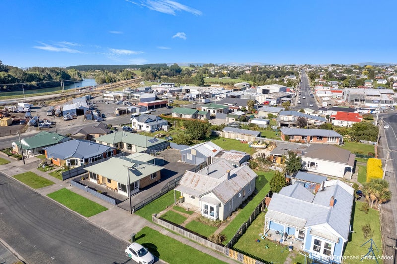 16 Argyle Street, Balclutha - Carousel 2