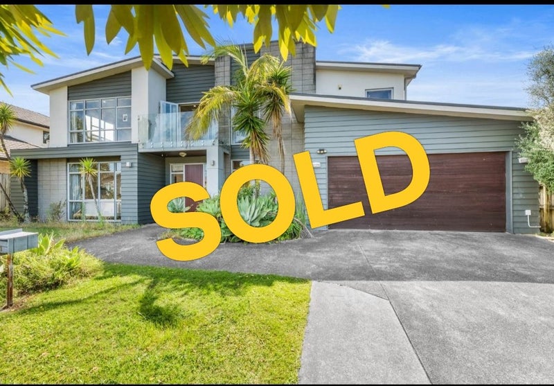 11 Mana Lane, Pinehill, Auckland - Carousel 1