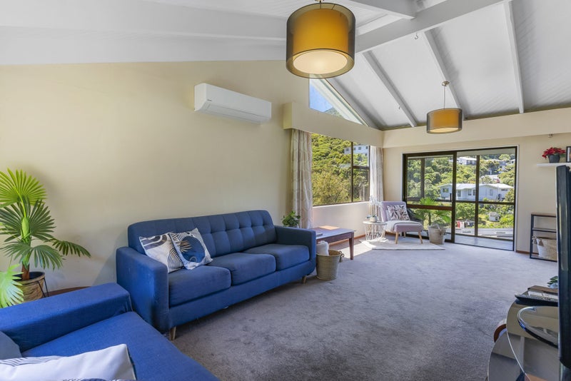 123 Awarua Street, Ngaio, Wellington - Carousel 2