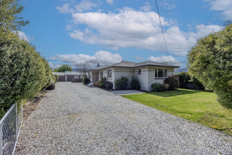 23 Main Road, Luggate, Wānaka - Carousel 1