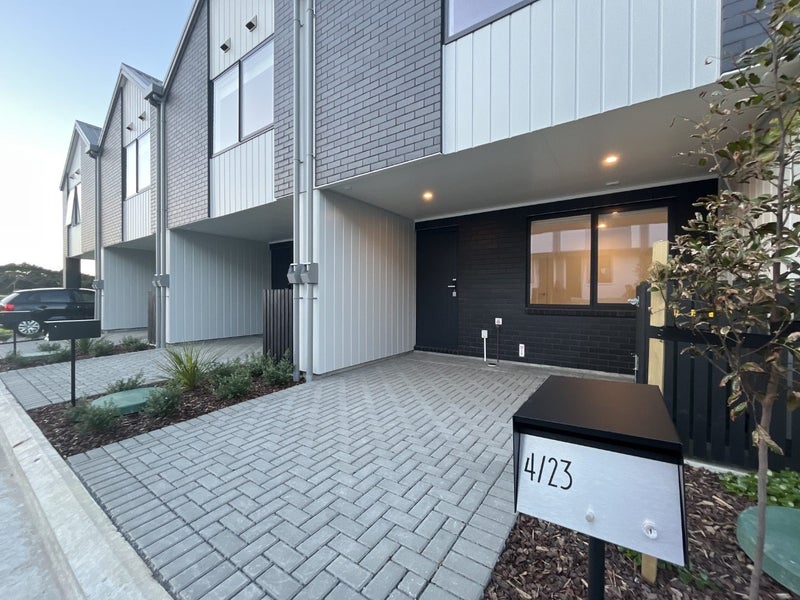 4/23 Makomako Drive, Orewa, Orewa - Carousel 2