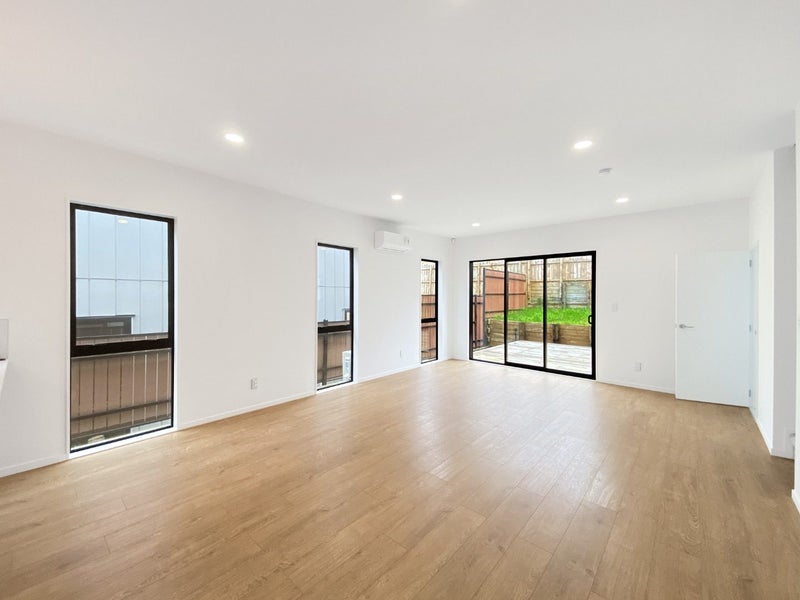 3B Frontier Lane, Flat Bush, Auckland - Carousel 2