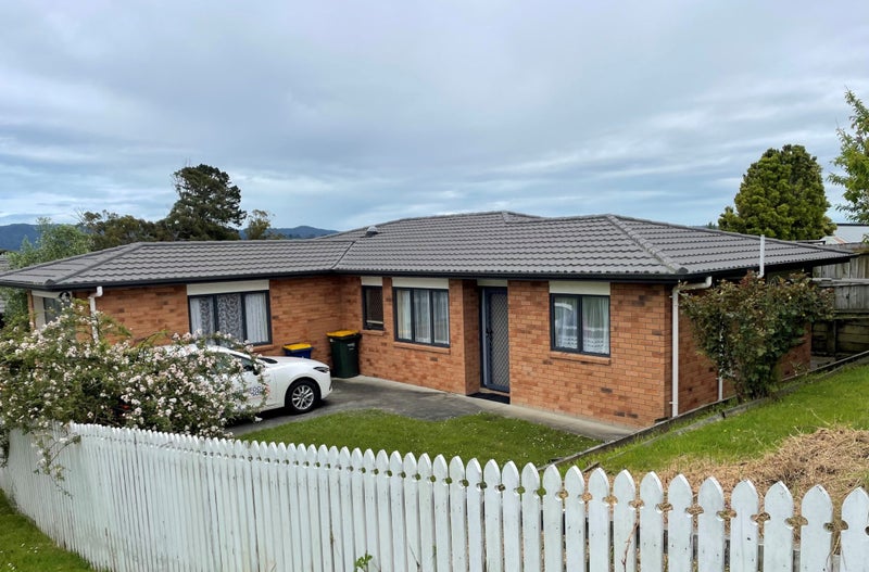 256C Great North Road, Henderson, Auckland - Carousel 1