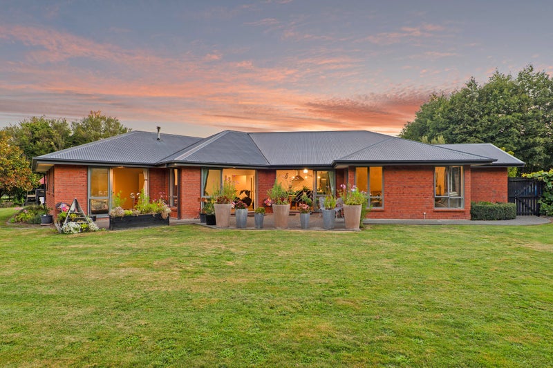 187 Belfast Road, Belfast, Christchurch - Carousel 2