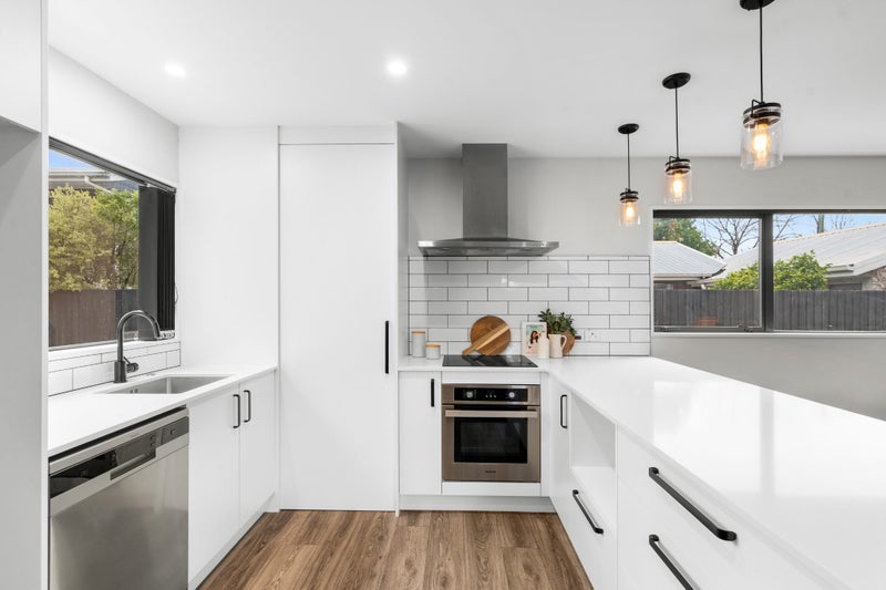 2/90 Bishop Street, St Albans, Christchurch - Carousel 2