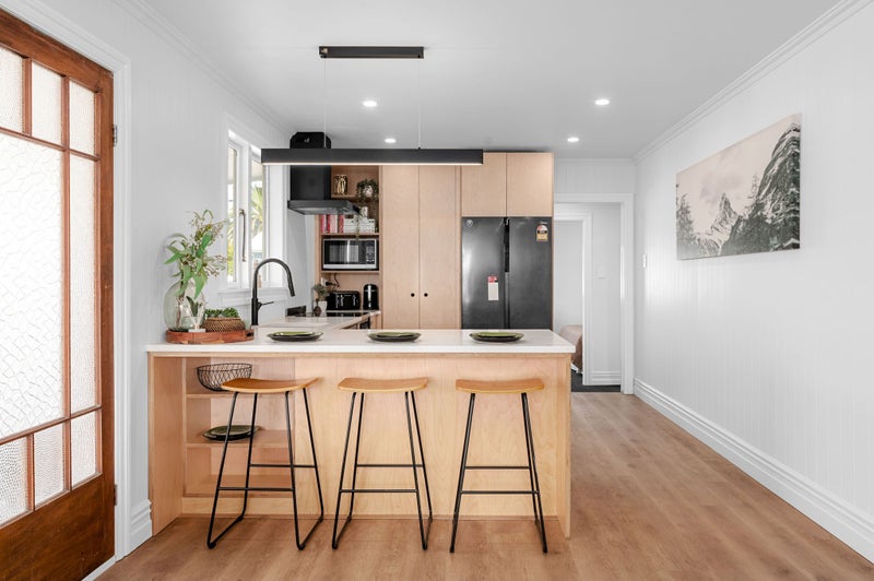 30 Storey Avenue, Forest Lake, Hamilton - Carousel 2