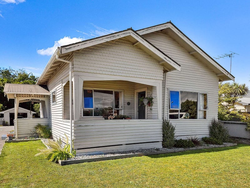 188 Stafford Street, Hokitika - Carousel 1