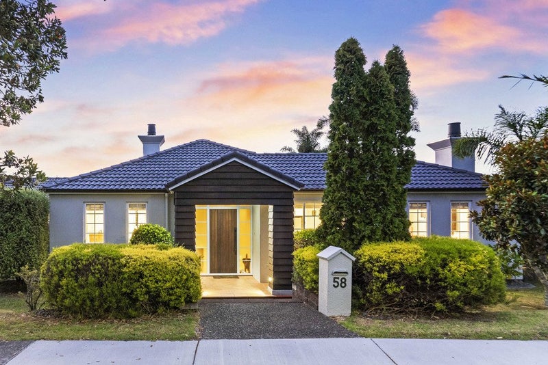 58 Admirals Court Drive, Greenhithe, Auckland - Carousel 1