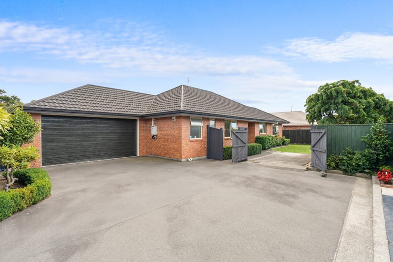 54 Englefield Road, Northwood, Christchurch - Carousel 1