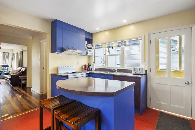 50 Happy Valley Road, Owhiro Bay, Wellington - Carousel 1