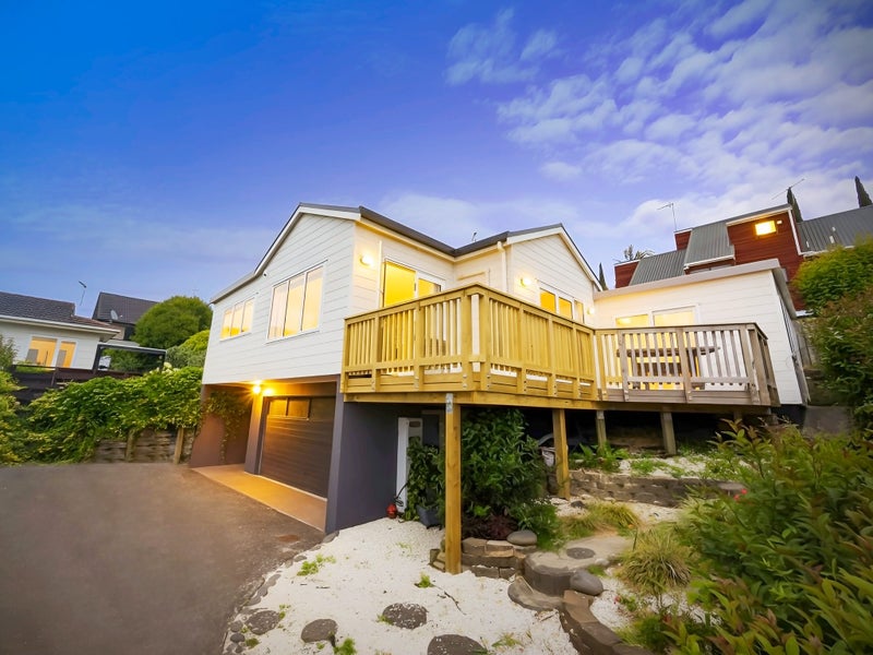 30A Grand Drive, Remuera, Auckland - Carousel 1