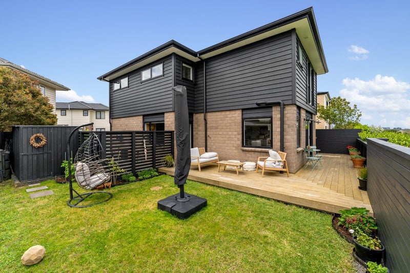 1 Nga Waka Place, Mangere, Auckland - Carousel 21
