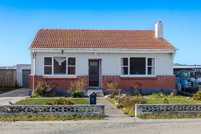 3 Elizabeth Crescent, Oamaru North, Oamaru - Carousel 2