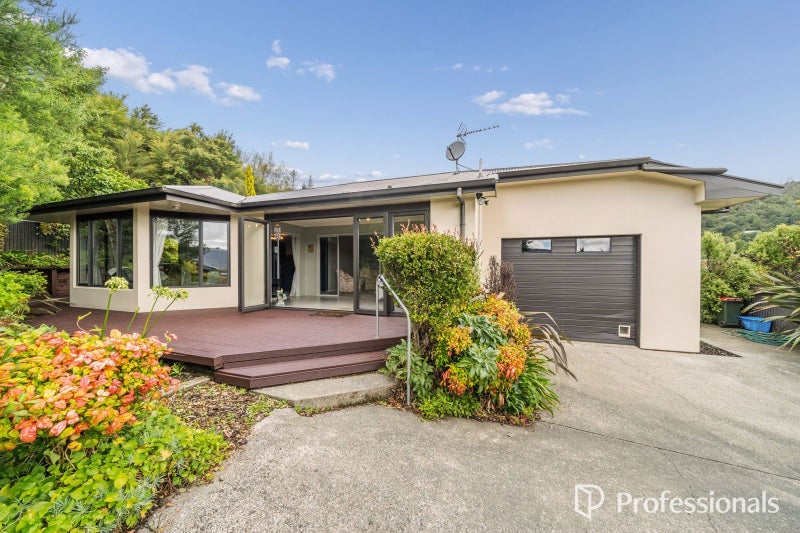 67A Horoeka Street, Stokes Valley, Lower Hutt - Carousel 1