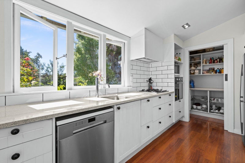 506 Lyndon Road East, Hastings - Carousel 2
