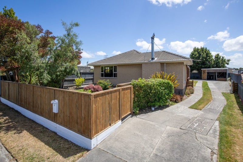 3 Silverwood Place, Hornby, Christchurch - Carousel 1