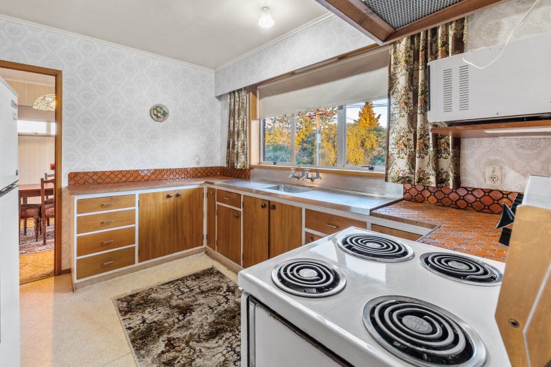 22 McKee Avenue, Fenton Park, Rotorua - Carousel 10