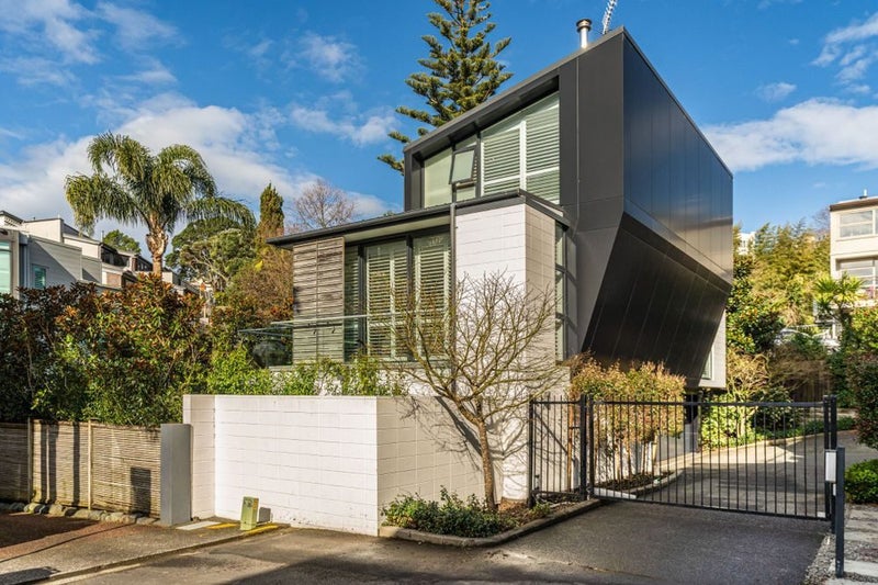 70 Scarborough Terrace, Parnell, Auckland - Carousel 2