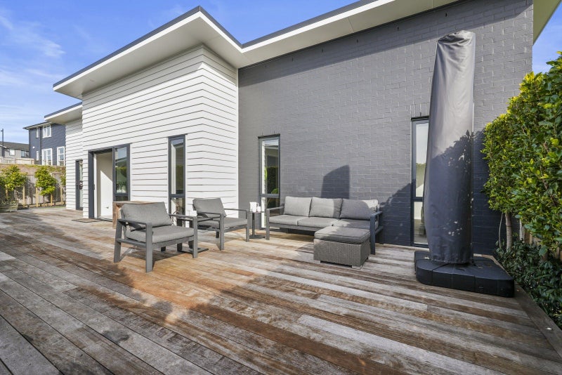 5 Kuku Avenue, Red Beach, Red Beach - Carousel 2