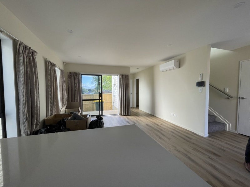 367C Don Buck Road, Massey, Auckland - Carousel 1