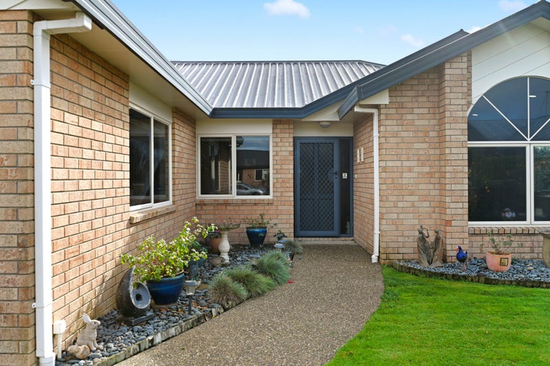 27 Northmeadow Drive, Rototuna, Hamilton - Carousel 2