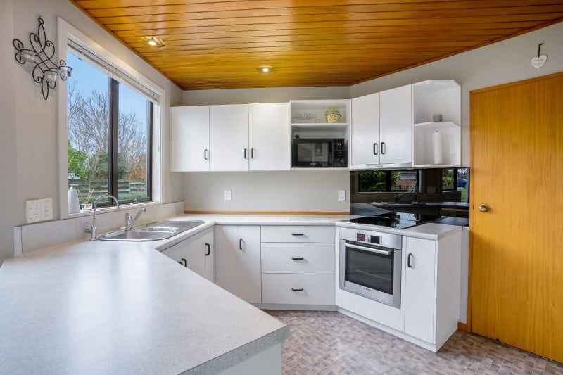 37 Anne Street, Winton, Winton - Carousel 2