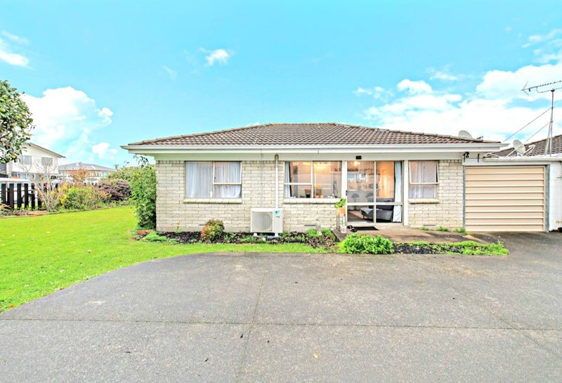 1/13 Royal Arch Place, Rosehill, Papakura - Carousel 1