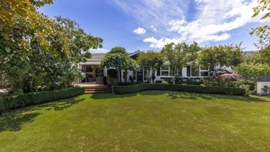 5 Matipo Street, Waikanae - Carousel 1