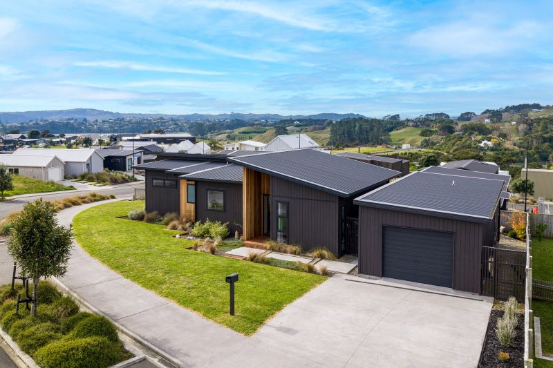 19 Tunarau Street, Raglan, Waikato, Waikato - Carousel 2