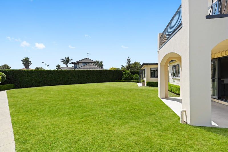 27 Nielsen Gardens, Rototuna, Hamilton - Carousel 27