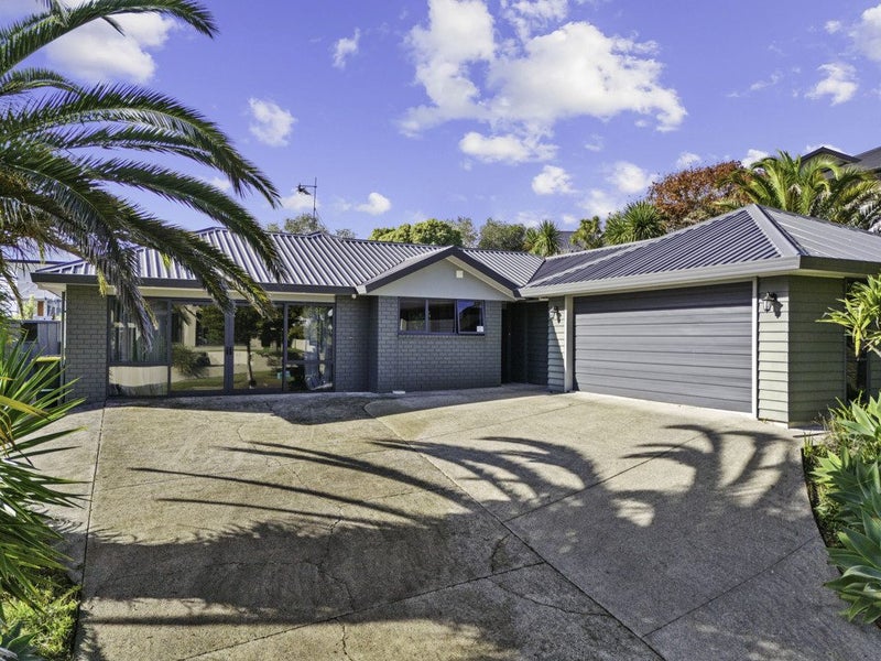 7 Jefferson Heights, Western Heights, Hamilton - Carousel 1