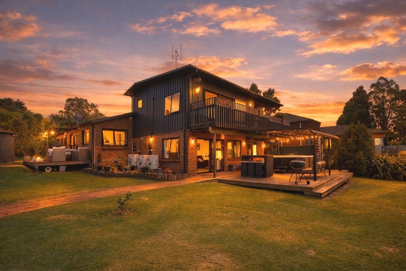 91 Victory Road, Laingholm, Auckland - Carousel 1