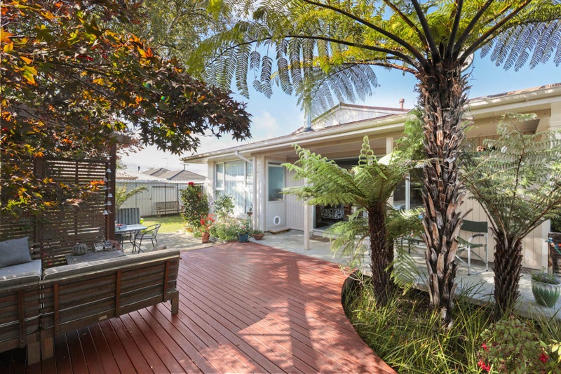 11 Carvell Street, Blenheim - Carousel 1