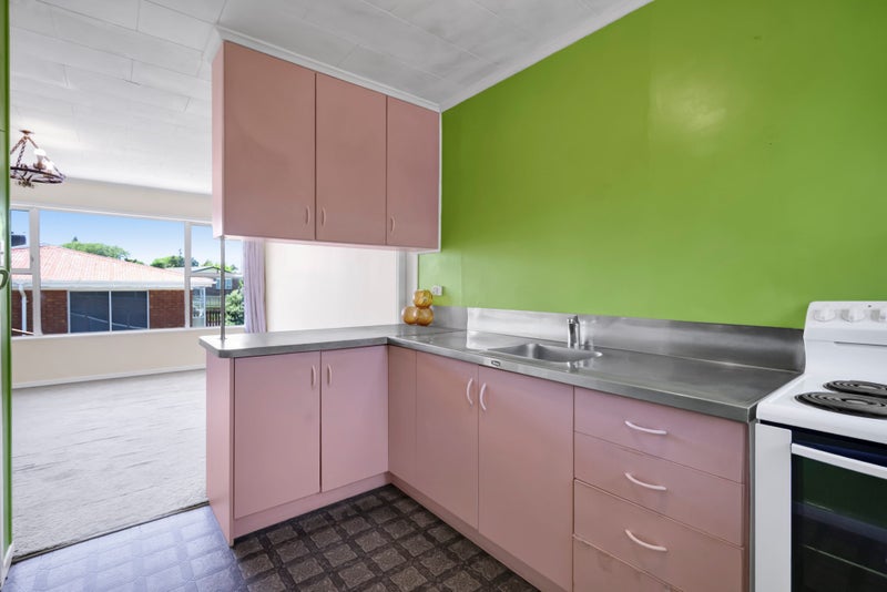 2/22 Hua Street, Bell Block, New Plymouth - Carousel 2