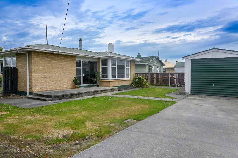 121 Robertson Street, Gore, Gore - Carousel 2