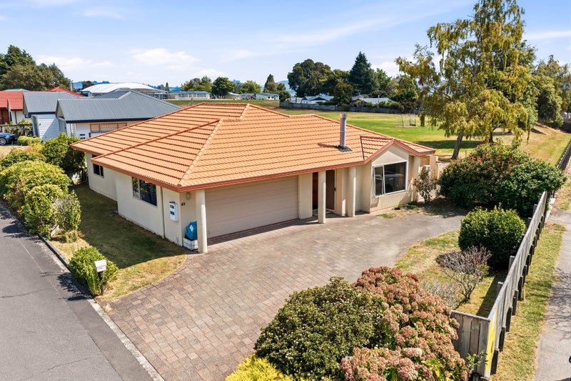 43 Kiddle Drive, Hilltop, Taupo - Carousel 1