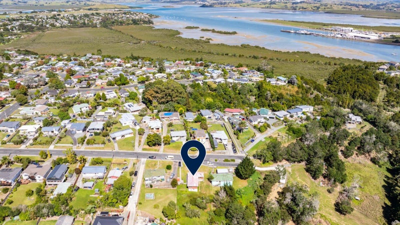 64 Sherwood Road, Onerahi, Whangarei - Carousel 1