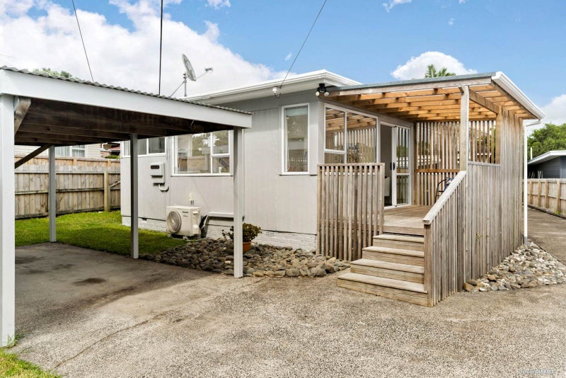 69A Red Beach Road, Red Beach, Whangaparāoa - Carousel 1