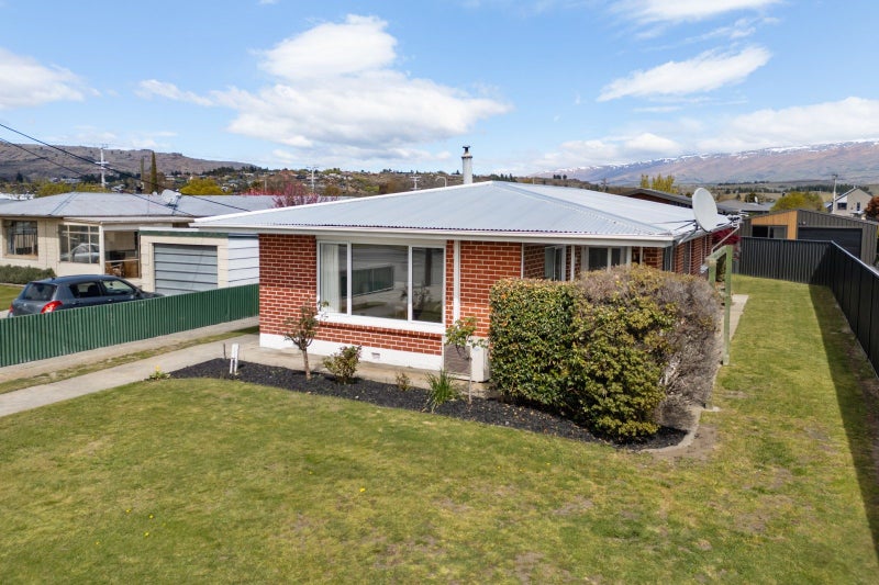 128 Centennial Avenue, Alexandra - Carousel 2