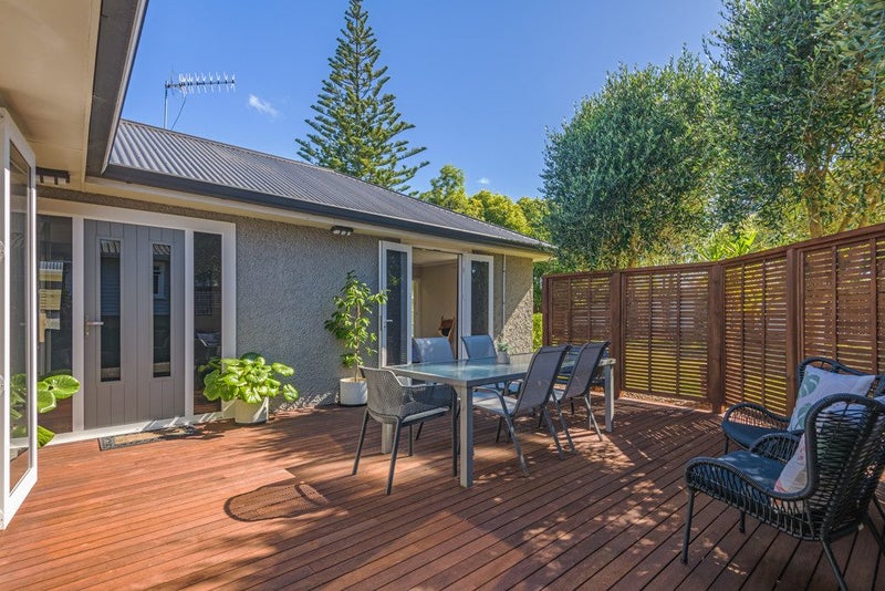 8 Derby Street, Feilding, Feilding - Carousel 2