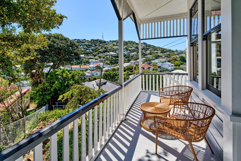 29 Waipapa Road, Hataitai, Wellington - Carousel 2