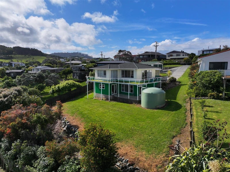 28 Barrier View Road, Leigh, Leigh - Carousel 2