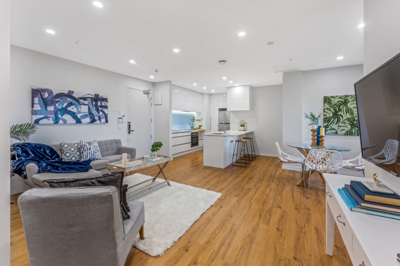 5/46 Wellington Street, Howick, Auckland - Carousel 2