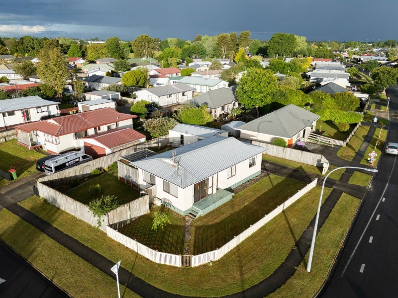 104 Dominion Road, Nawton, Hamilton - Carousel 3