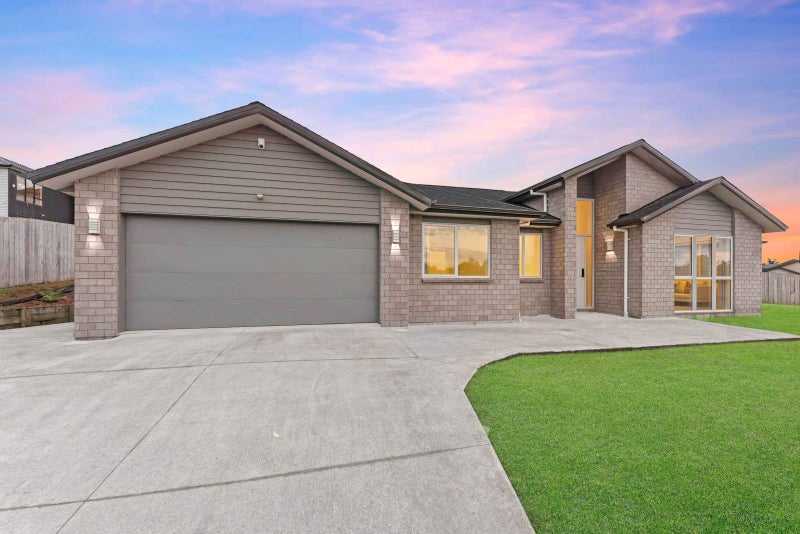 4 Waitahu Rise, Pukekohe, Pukekohe - Carousel 2