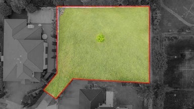 12 Leburn Crescent, Flat Bush, Auckland - Carousel 1