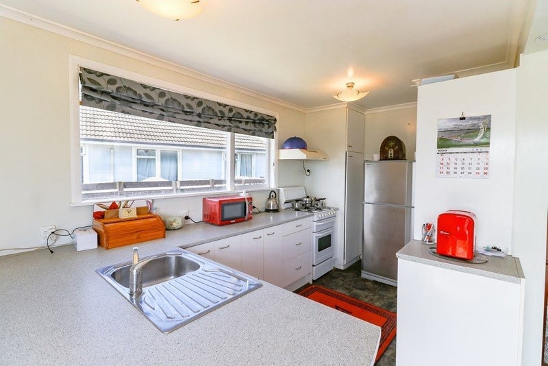 30 Puriri Street, Gonville, Whanganui - Carousel 2