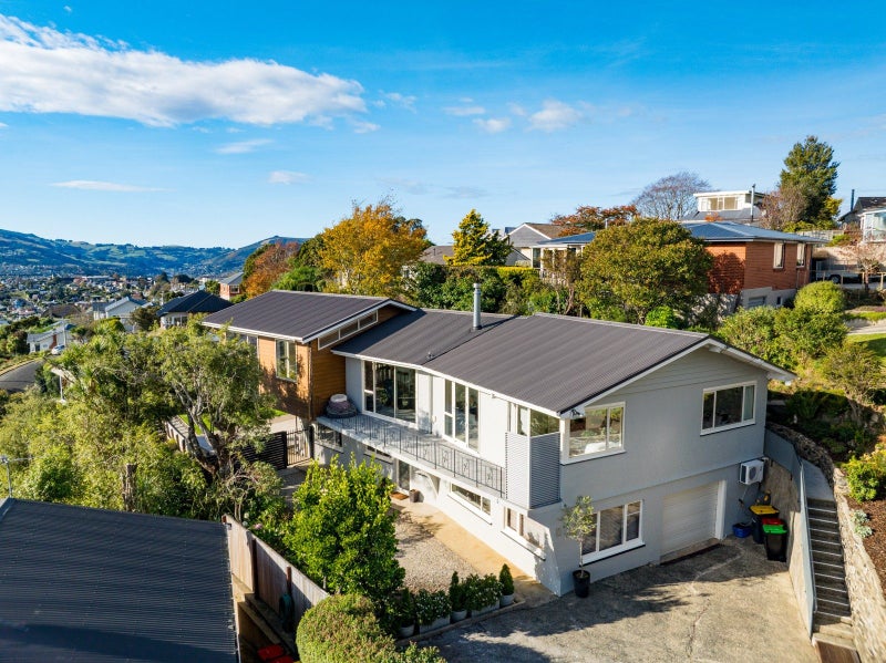5 Northview Crescent, Belleknowes, Dunedin - Carousel 37