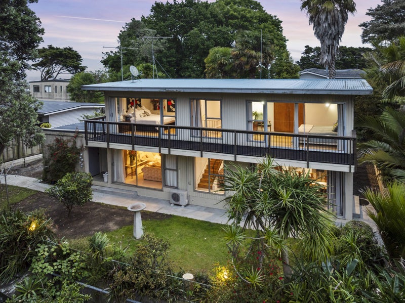 24 Hillcrest Grove, Hillpark, Auckland - Carousel 1