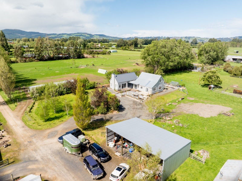454 Riccarton Road West, North Taieri, Mosgiel - Carousel 40